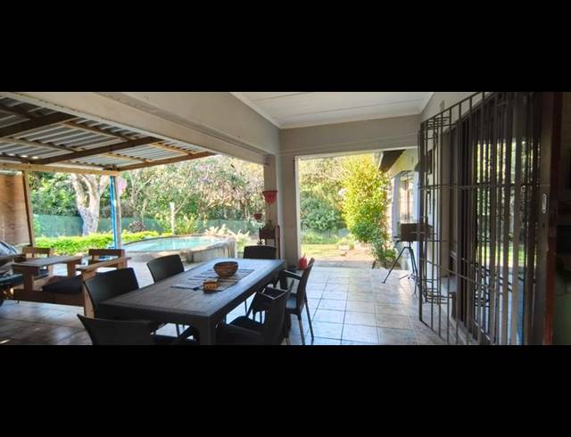3 BEDROOM HOUSE FOR SALE IN LEISURE BAY